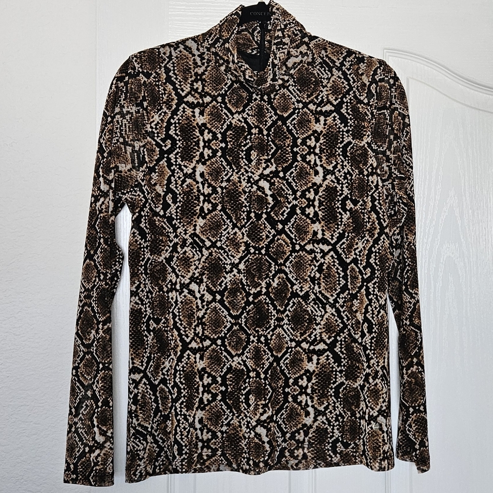 DKNY Black Fabric Label